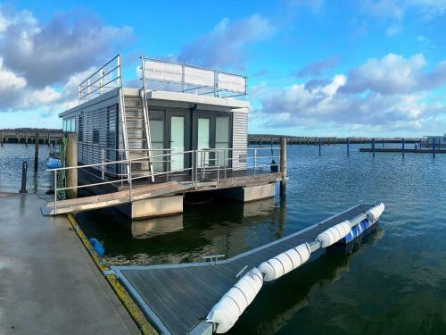 Houseboat Floating House "marie", Ribnitz-damgarten
