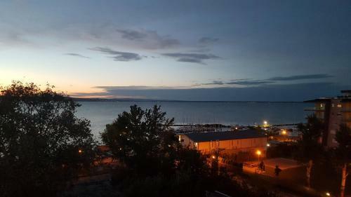 Silver Sunset Apartman
