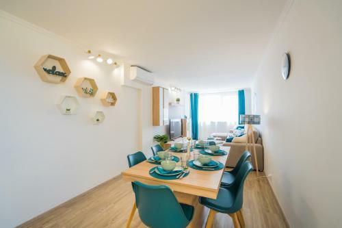 Mf Silverhome 402 Apartment