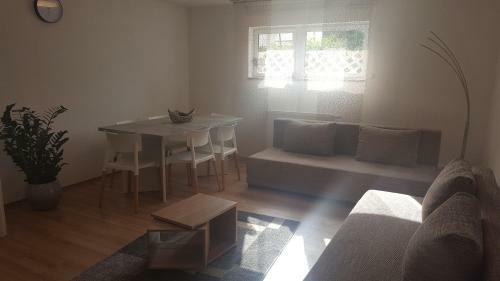 Sunshine Apartments