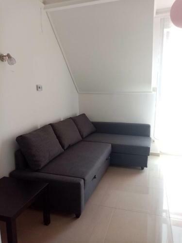 Apartamento K�k Zsir�f