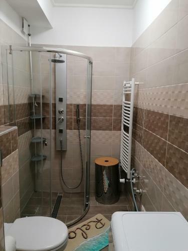 Apartamento K�k Zsir�f