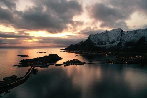 Lofoten Panoramic Luxury Home With Sauna
