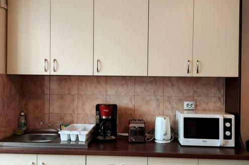 Apartamento Spacious Quiet Flat, Free Parking Included
