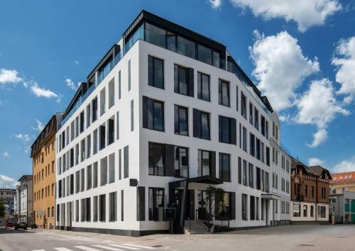 Piano Apartments