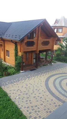 Lodge Nota Bene Mykulychyn
