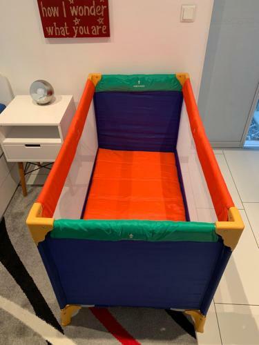 Modernes Haus Auf Gro�em Grundst�ck Im Gr�nen
