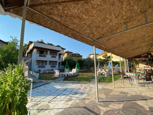 Avlu 2 Apart Otel