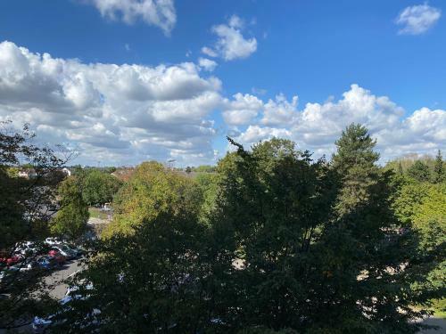 Apartment Mit Sonnenbalkon Und Netflix Im Zentrum