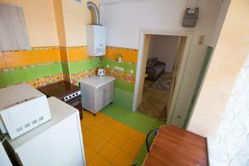 Apartment On Zaliznychna Street