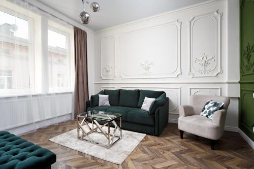 Green Apartment