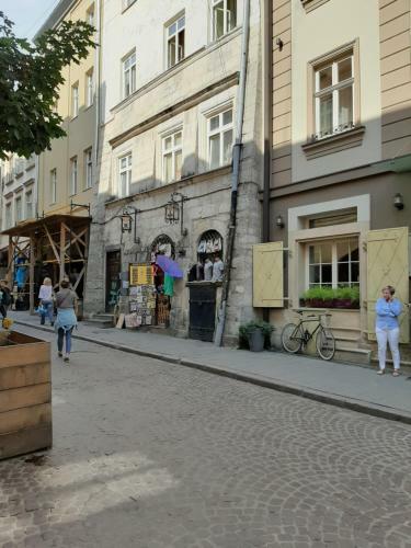 Apartment In Serbska Lviv