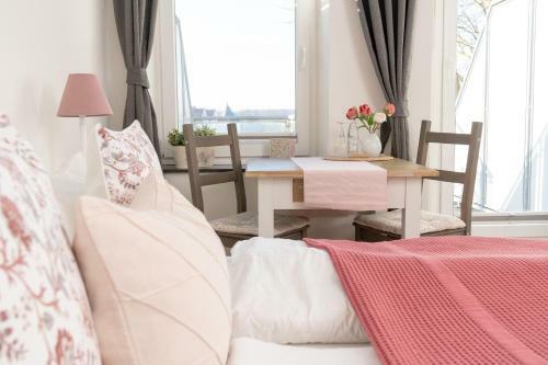 Hotel Am Wasserschloss Gl�cksburg