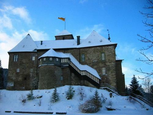 Hotel Und Restaurant Burg Schnellenberg
