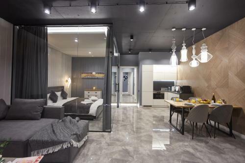 Gagarin Plaza Luxury Sea View Apartments