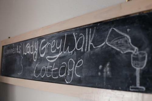 Lady Grey Walk Mcgregor Cottage