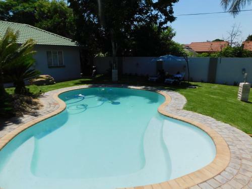 Hostal Savannah Guest House