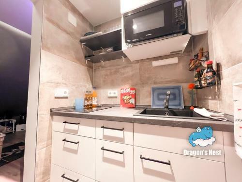Apartamento Dragon?s Nest: Cozy & Modern Attic Loft Nuremberg
