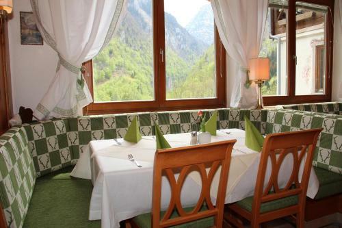 Hostal Gasthof Pass Lueg H�he