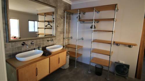Lark Rise Guest Farm