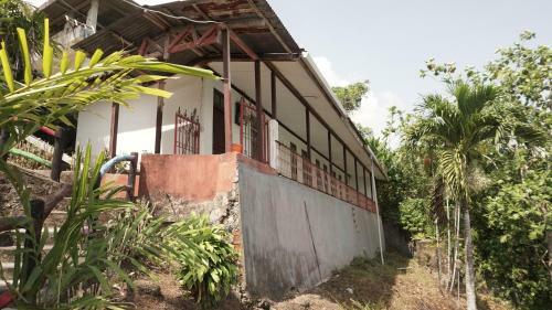 Hotel Toisapu Guest House Ambon Redpartner