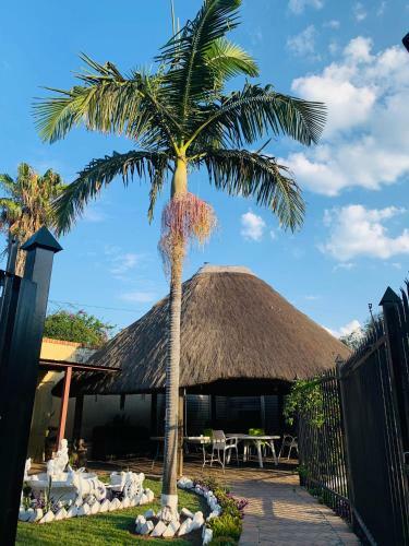 Hostal Botlhale Guesthouse, Events & Spa