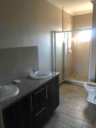Apartamento 3-bedroom Townhouse In Pretoria