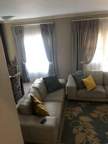 Apartamento 3-bedroom Townhouse In Pretoria