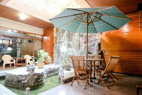 Spot On 1761 Hotel Dirgahayu