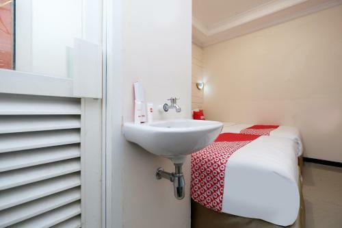 Hotel Oyo 1723 Wisma Tiara Syariah