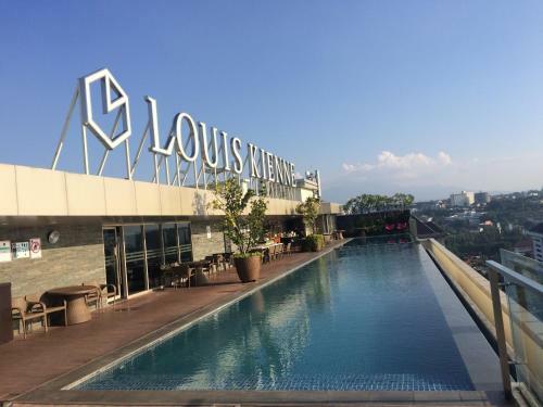 Apartamento Wr Louis Kienne Residences Simpang Lima Semarang