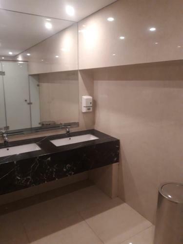 Apartamento Wr Louis Kienne Residences Simpang Lima Semarang