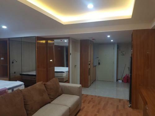Louis Kienne Simpang 5 Wr Apartment Semarang Lt.7