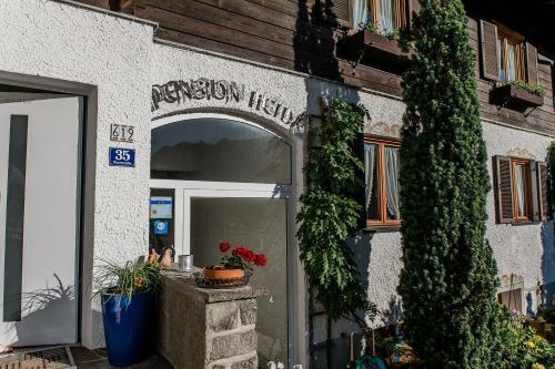 Bed & Breakfast Pension Heidi
