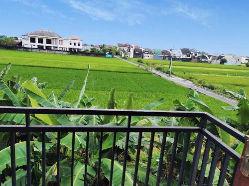 Hotel Artha Ambarukmo Exclusive View Sawah