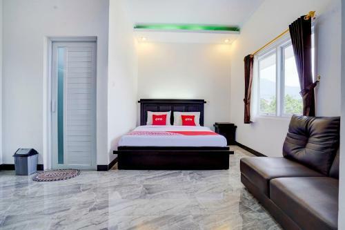 Hotel Oyo 90666 Ratu Pesona Syariah