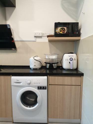 Apartamento Jesmine Relax Homestay{ Sky Mirror }