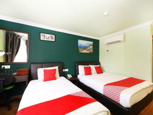 Oyo 496 Hotel De Eco Inn