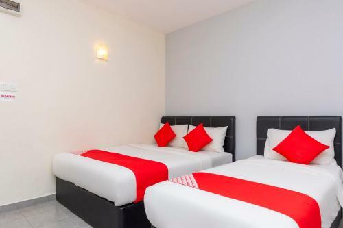Oyo 756 Muar City Hotel