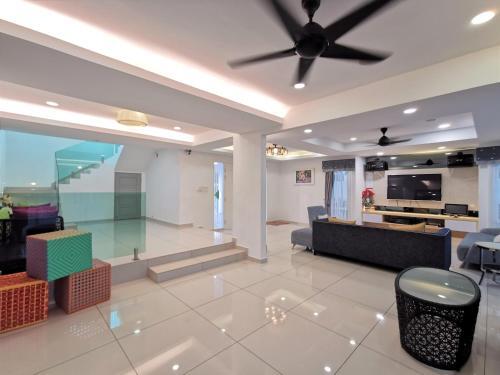 Hostal Secret Garden Warni Villa (Muar)