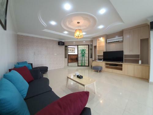 Bersatu Queenco Homestay Muar