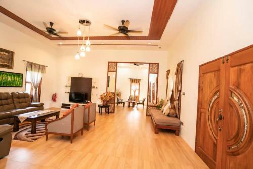 Padimas Villa @datai Valley