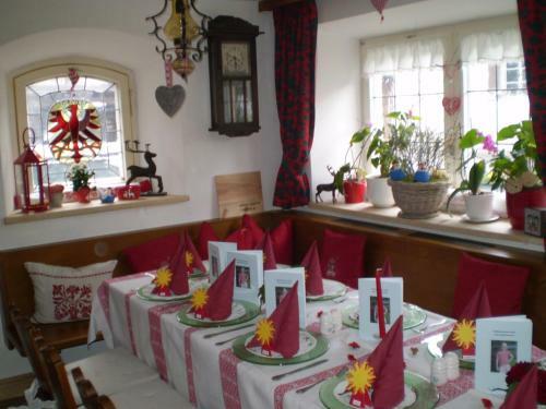 Hostal Gasthof Kreuz