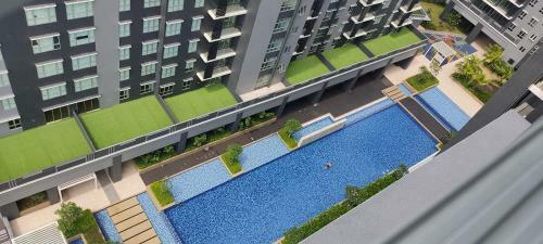 Hostal Bukit Rimau Queen Bedroom With Pool View Room Only