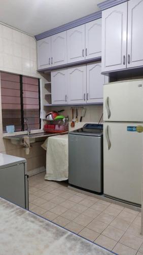 Apartamento Marina Court Stay In Borneo 01
