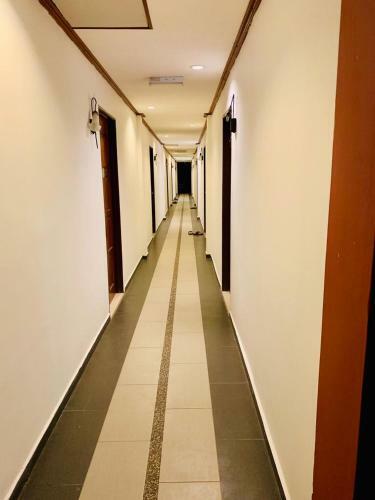 Hotel D Lima Beach Inn