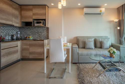 Hotel Babylon Sky Garden - Long Term Holiday Rentals