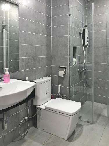 Apartamento Paragon Residences Straits View Homestay