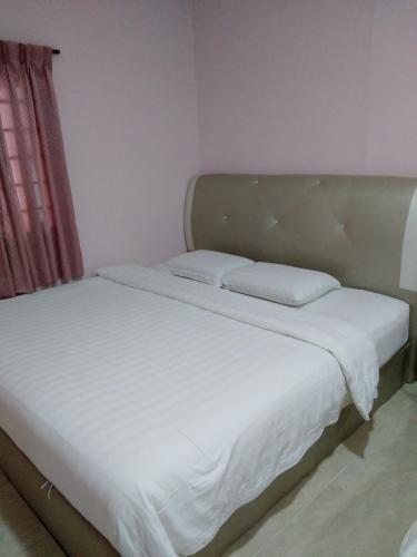 Hotel 187