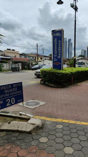 Ksl D'esplanade Studio Apartment 2